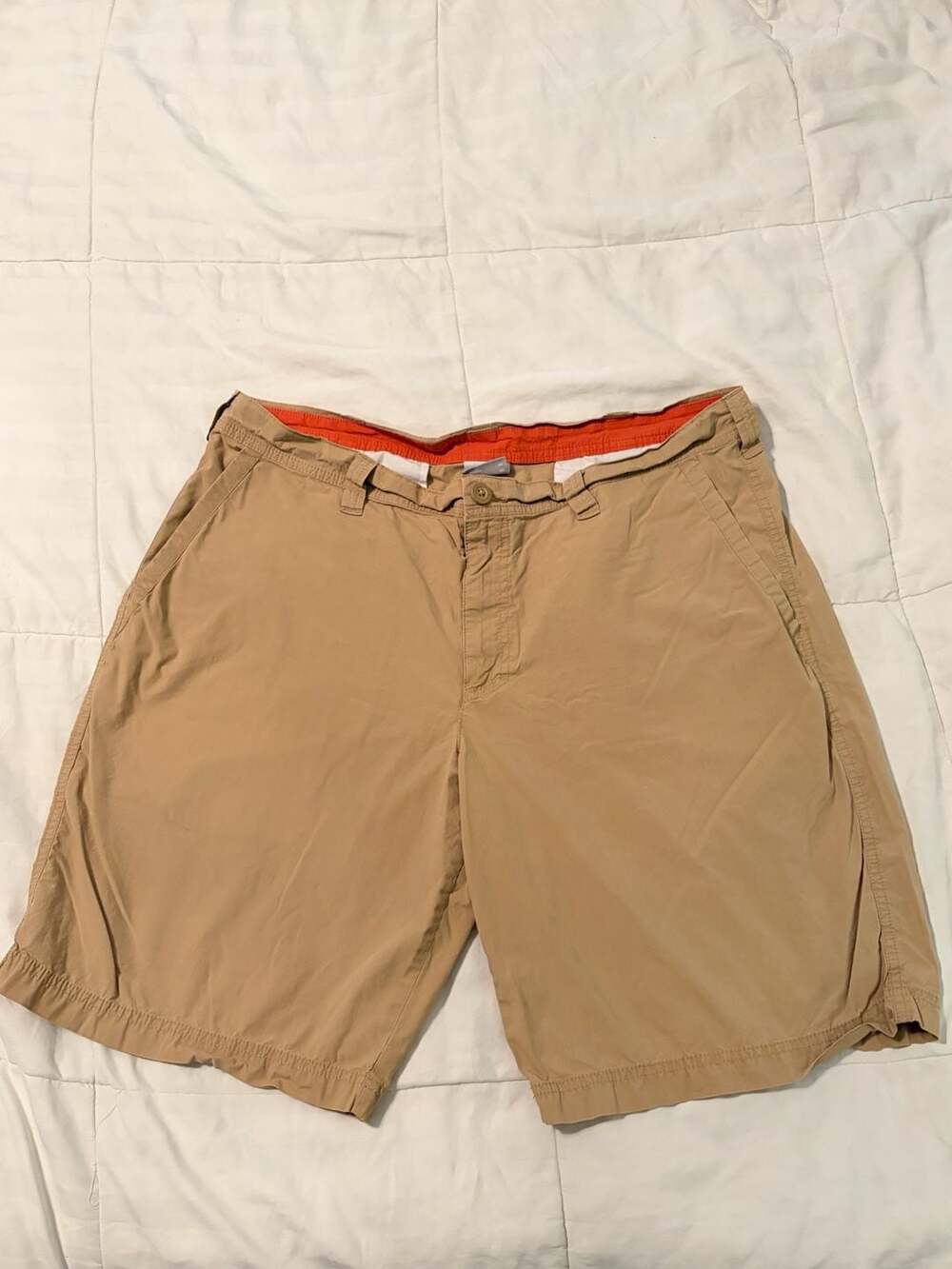 Columbia Men's Casual Flat Front Chino Shorts Khaki Tan Lightweight Outdoor 38